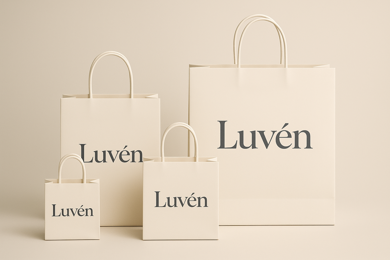 sacolas personalizadas com o nome Luvén, pode ser igual essa ultima 